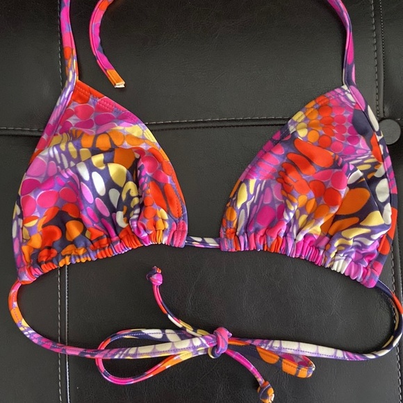 String Bikini Top - Picture 3 of 11